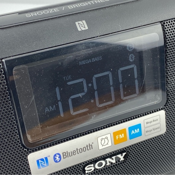 Sony Bluetooth Wireless Alarm Clock Radio Speaker System Black ICF-CS20BT - Picture 10 of 11